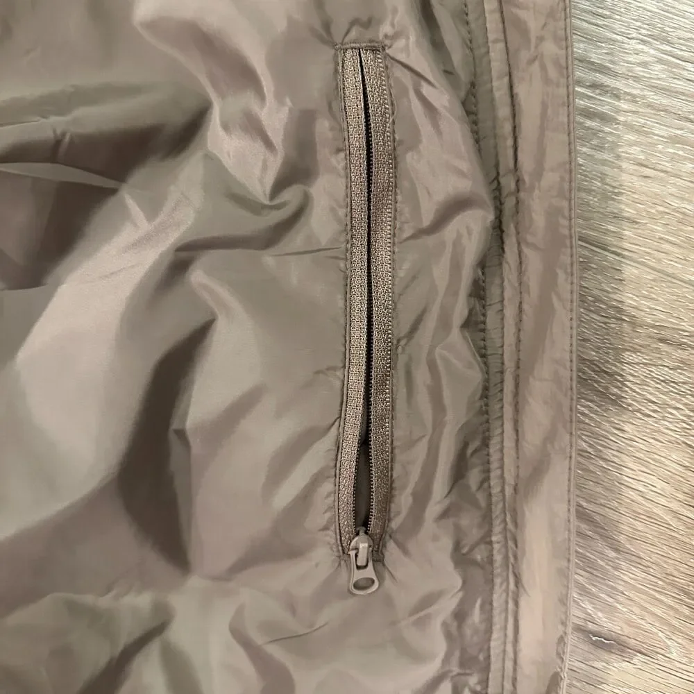 Roxy Quilted Puffer Jacket Brown Warm Mock Neck Full Zip Boxy Size Medium M